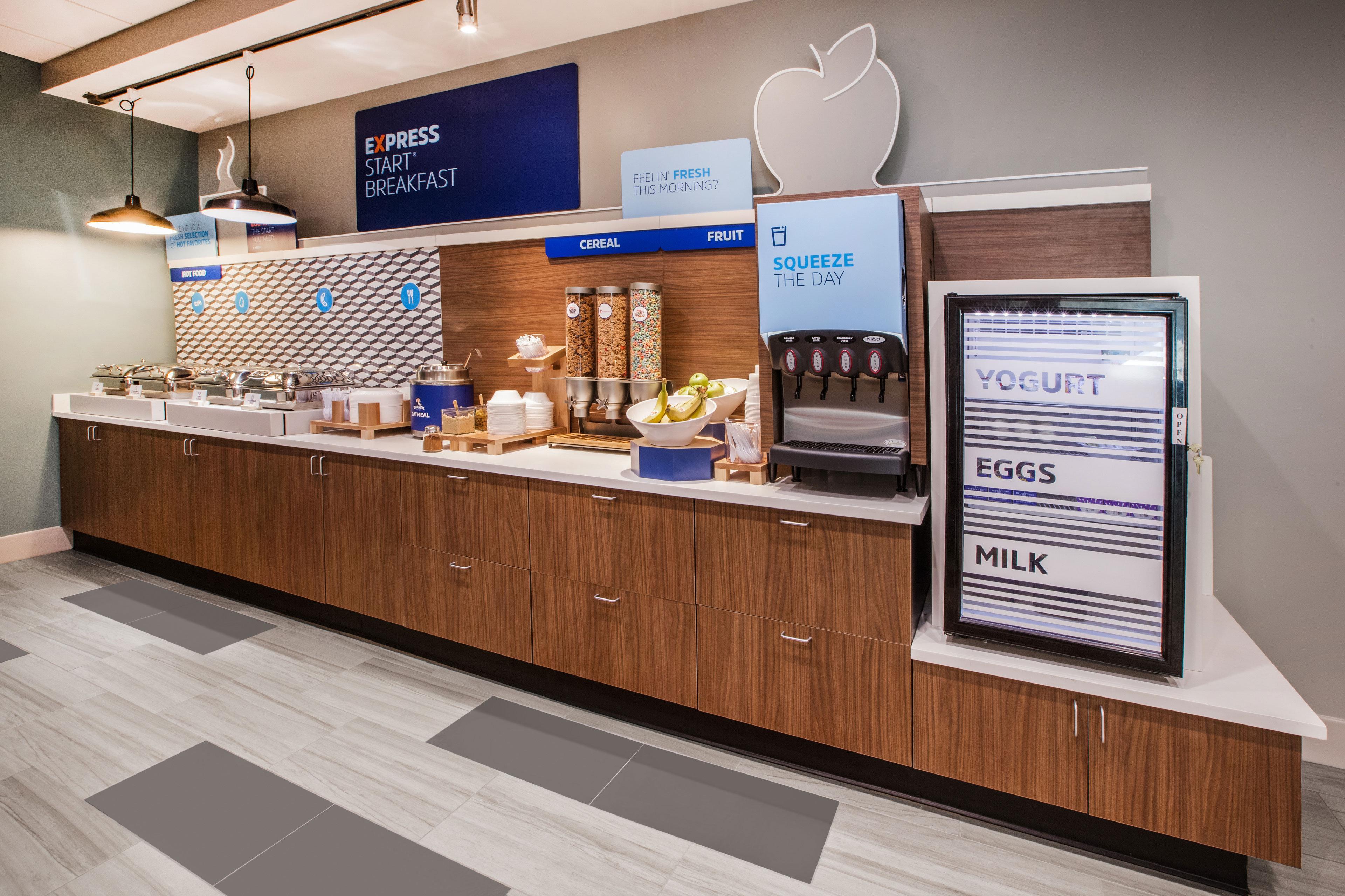 Holiday Inn Express & Suites - Olathe West By Ihg Bagian luar foto