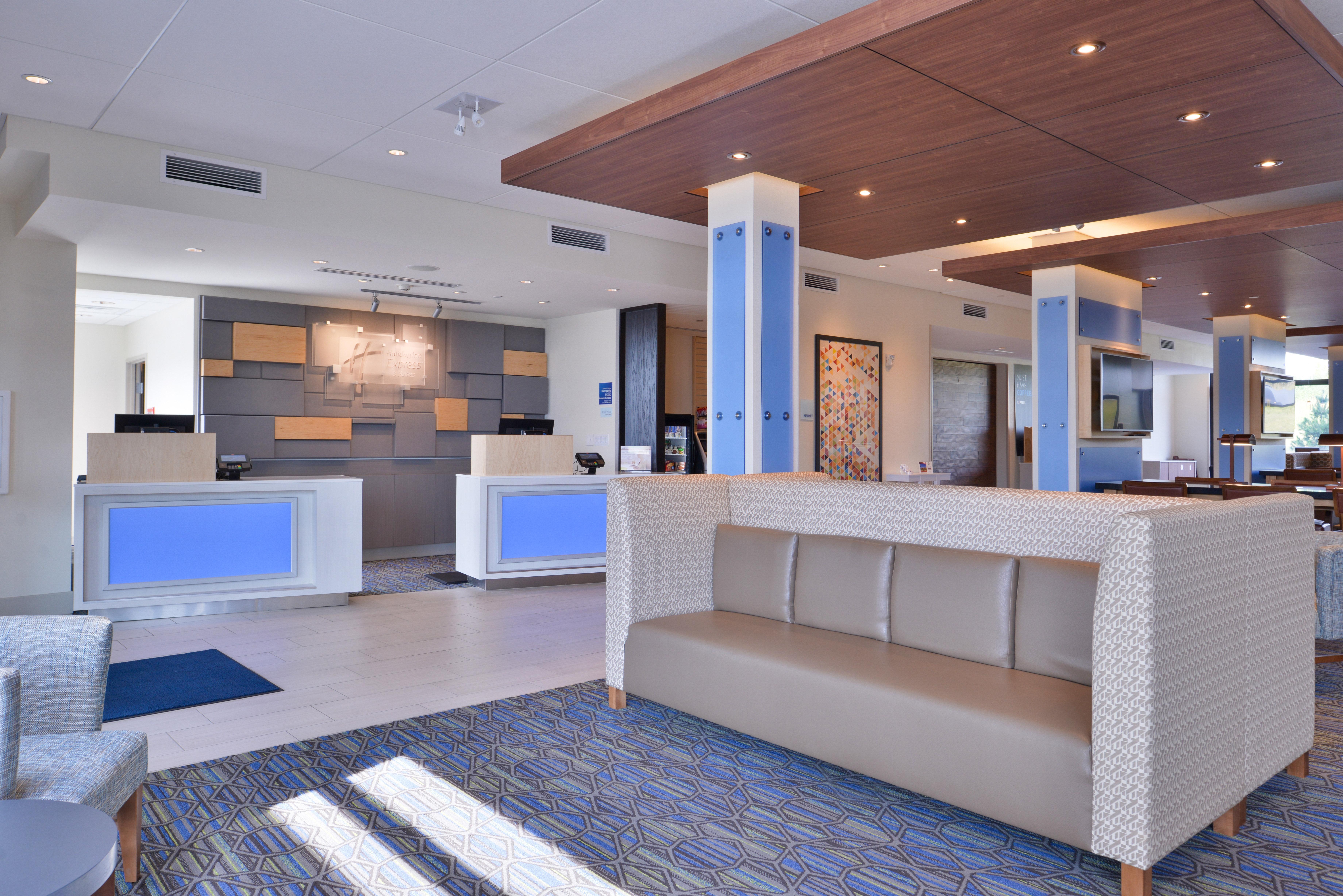 Holiday Inn Express & Suites - Olathe West By Ihg Bagian luar foto
